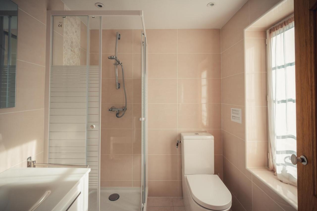 Bastide Du Bau Reddoun, Chambres D'Hotes, Maison D'Artiste En Provenceカリアン エクステリア 写真