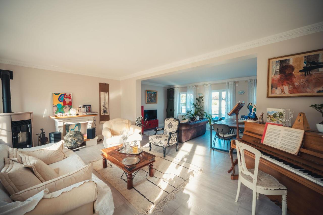 Bastide Du Bau Reddoun, Chambres D'Hotes, Maison D'Artiste En Provenceカリアン エクステリア 写真